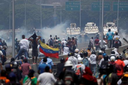 In Venezuela, Guaido urges military to turn against Maduro: asset-mezzanine-16x9