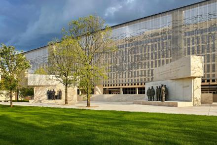 Gehry-designed Eisenhower Memorial unveiled after decades: asset-mezzanine-16x9