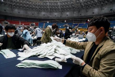 How South Korea became a global leader in pandemic response: asset-mezzanine-16x9