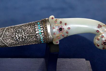 Appraisal: 18th C. Ottoman Jade Hilt Dagger: asset-mezzanine-16x9