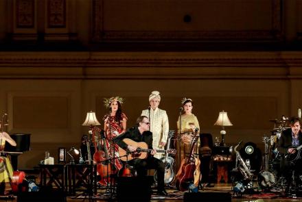 Live At Carnegie Hall - An Acoustic Evening: asset-mezzanine-16x9